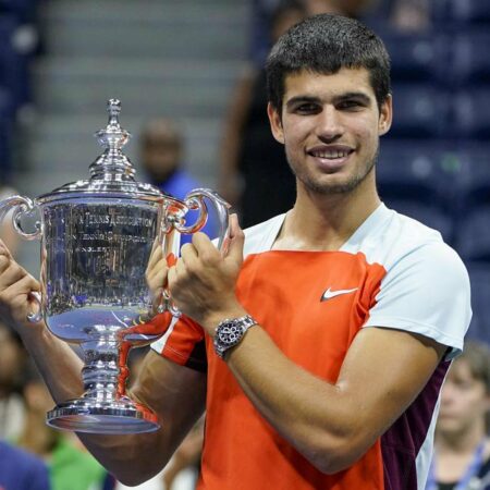 Карлос Алькарас вновь побеждает на US Open и становится первой ракеткой мира