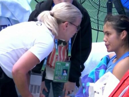 Эмма Радукану досрочно завершила выступление на Wuhan Open